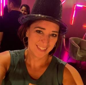 Meet your Posher, Stefanie anne